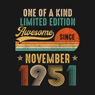 November 1951 Vintage 70 Years Old Retro 70th Birthday Gift T-Shirt