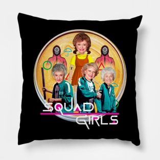 Funny Golden Girls are playing Pillow