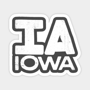 IA Iowa State Vintage Typography Magnet