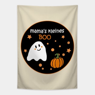 Mama's kleines Boo Halloween Costume (German) Tapestry