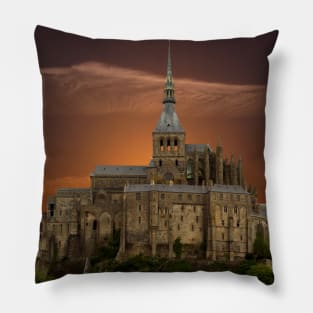 Mont-Saint-Michel Pillow