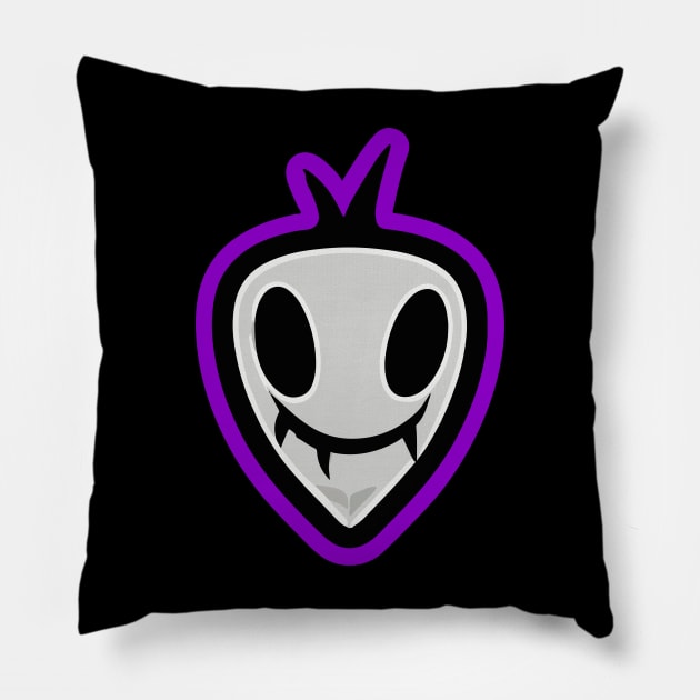 Scary Alien Creature Skull Pillow by N1L3SH