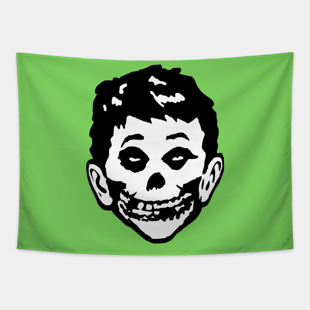 misfits tapestry