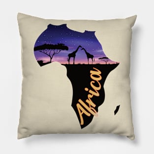 Kontinent Afrika mit Giraffen bei Nacht Pillow