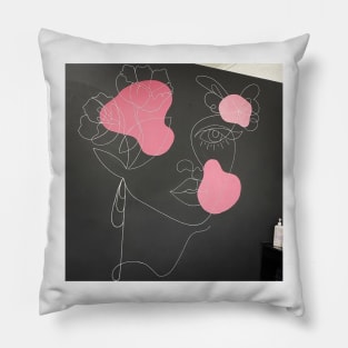 Continuous line painting Pillow