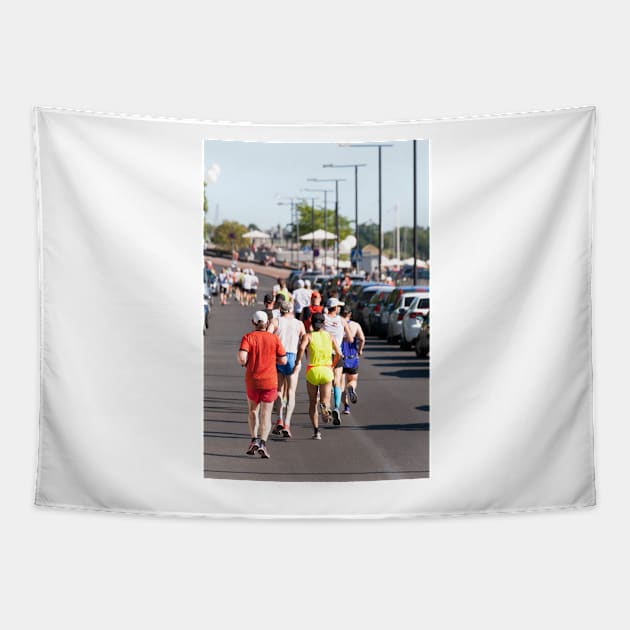 Marathon Runners Tapestry by ansaharju