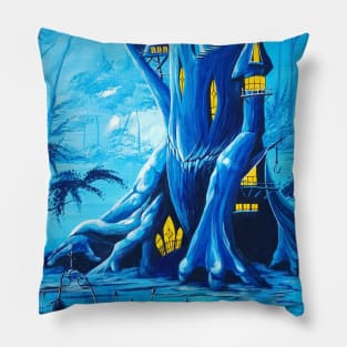 Tree fort Rock Pillow