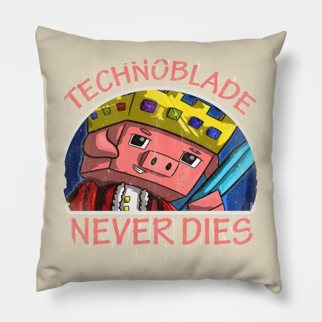 technoblade - vintage Pillow by stalkbycat