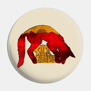 Wolf red folk Pin