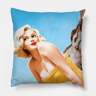 marilyn monroe Pillow