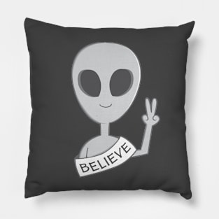 Alien believe Pillow