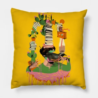 SURREAL KNOWLEDGE Pillow