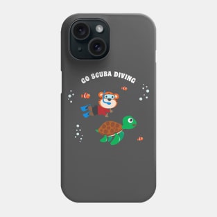 Diving with funny tiger and turtle with cartoon style. Phone Case