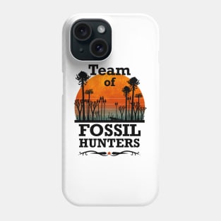 Team of Fossil Hunters. Vintage look. Phone Case