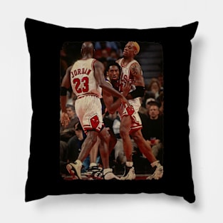 Chicago Bulls vs Los Angeles Lakers, 1997 Vintage Pillow