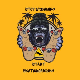 GORILLA SKATEBOARDING T-Shirt