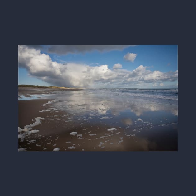 Druridge Bay Reflected by Violaman