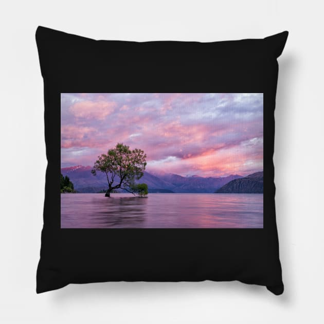 Watercolour Wanaka Pillow by krepsher