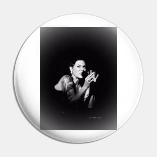 Beth Hart - Portrait - Black and White - Vignette Pin