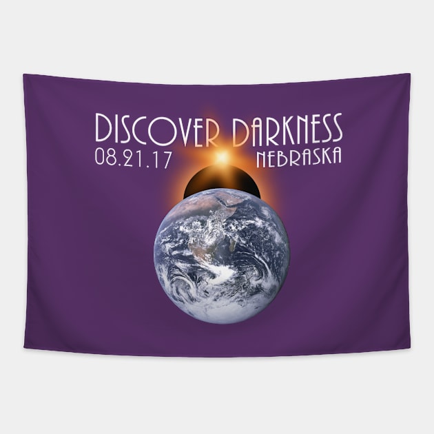 Discover Darkness - Path of Totality NEBRASKA, Total Solar Eclipse 2017 T-Shirt T-Shirt Tapestry by BlueTshirtCo