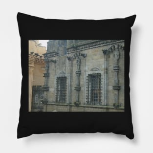 Royal Palace Statues, Stirling Castle Pillow