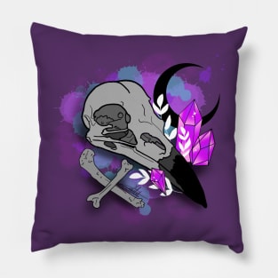 Raven skull Pillow