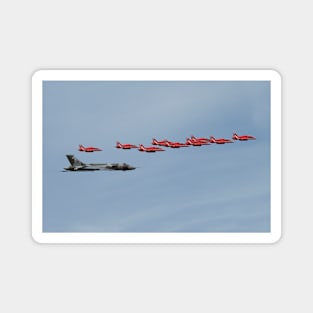 Red Arrows with Vulcan Magnet