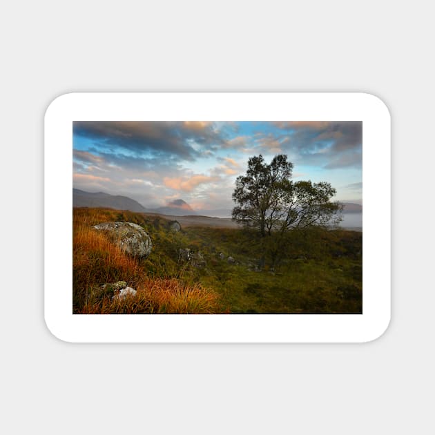 Buachaille Etive Mòr in Alpenglow Magnet by chrisdrabble