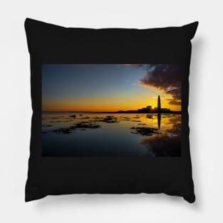 St Marys island At sunrise Pillow