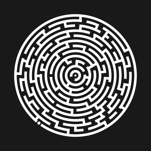 Discover Maze Labyrinth Maze Runner Circle - Maze - T-Shirt