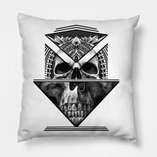 SKULL ORNAMENTAL POLYNESIAN BLACK WHITE Pillow