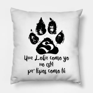 shakira loba Pillow