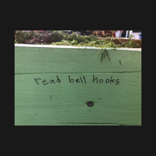 read bell hooks by hannahehansen