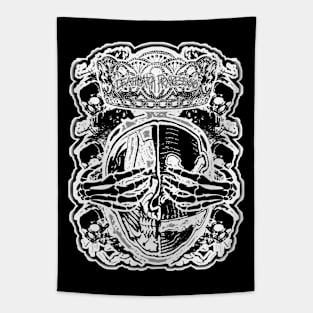 13XD XMY ''CROWN'' Tapestry