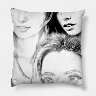 lexi hensler Pillow