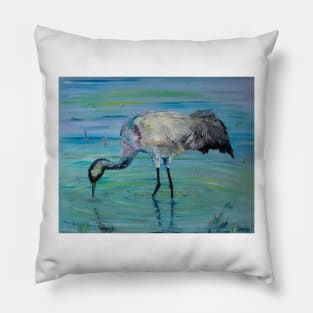 Crane in water Pillow