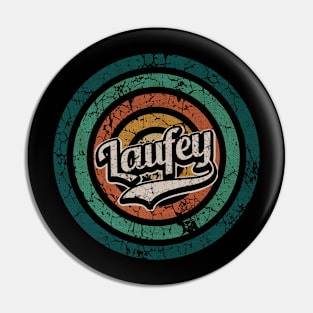 Laufey // Retro Circle Crack Vintage Pin