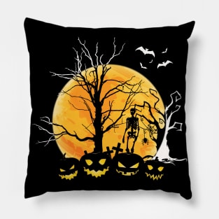 The more Jack O'Lanterns, the better on October 31st Pillow