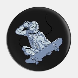 Astronaut Skateboard Skater Gift design Pin