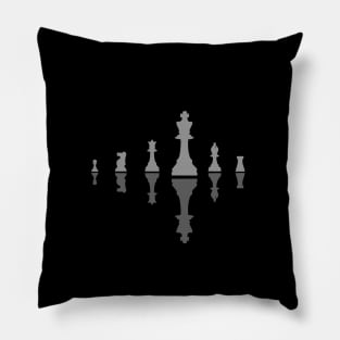 Chess pieces - king in front - horizontal design - ORENOB Pillow