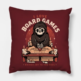 I Love Board Games - Funny Creepy Skull Gift Pillow