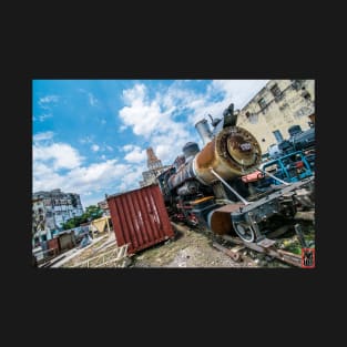 Capitol locomotives. Havana, Cuba T-Shirt