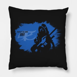 Play of the game - Ana Pillow