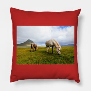 Wild life design Pillow