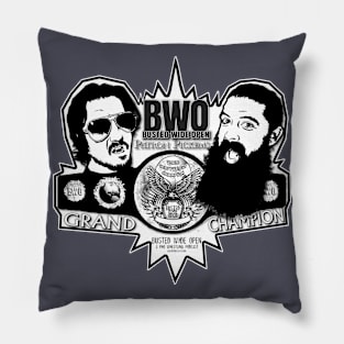 WM37 Grand Champ Pillow