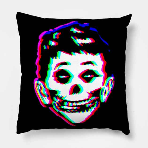 Mad Misfits Re-make Glitch Ver. Pillow by chilangopride