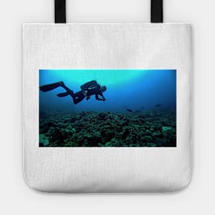 HIGH INTENSITY DIVING Tote