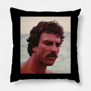 Tom Selleck / 1945 Pillow