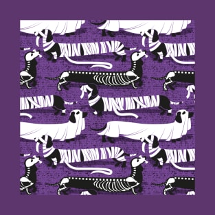 Spooktacular long dachshunds // pattern // studio purple background mummy ghost and skeleton dogs T-Shirt