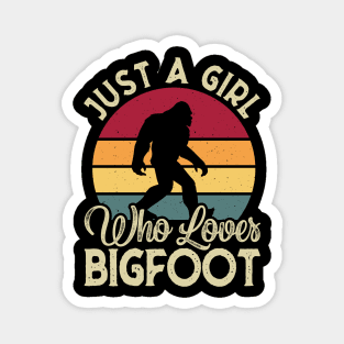 Just A Girl Who Loves Bigfoot Retro Magnet